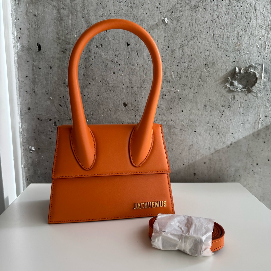 Jacquemus Le Chiquito Moyen Tote Bag